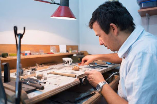 Handcrafted Jewelry Makers of India